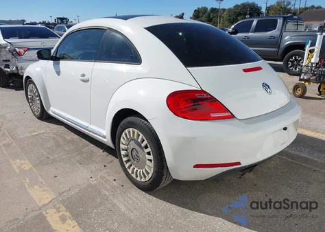 2013 Volkswagen Beetle 2.5L z USA, uszkodzony, nr VIN 3VWJP7AT9DM665934